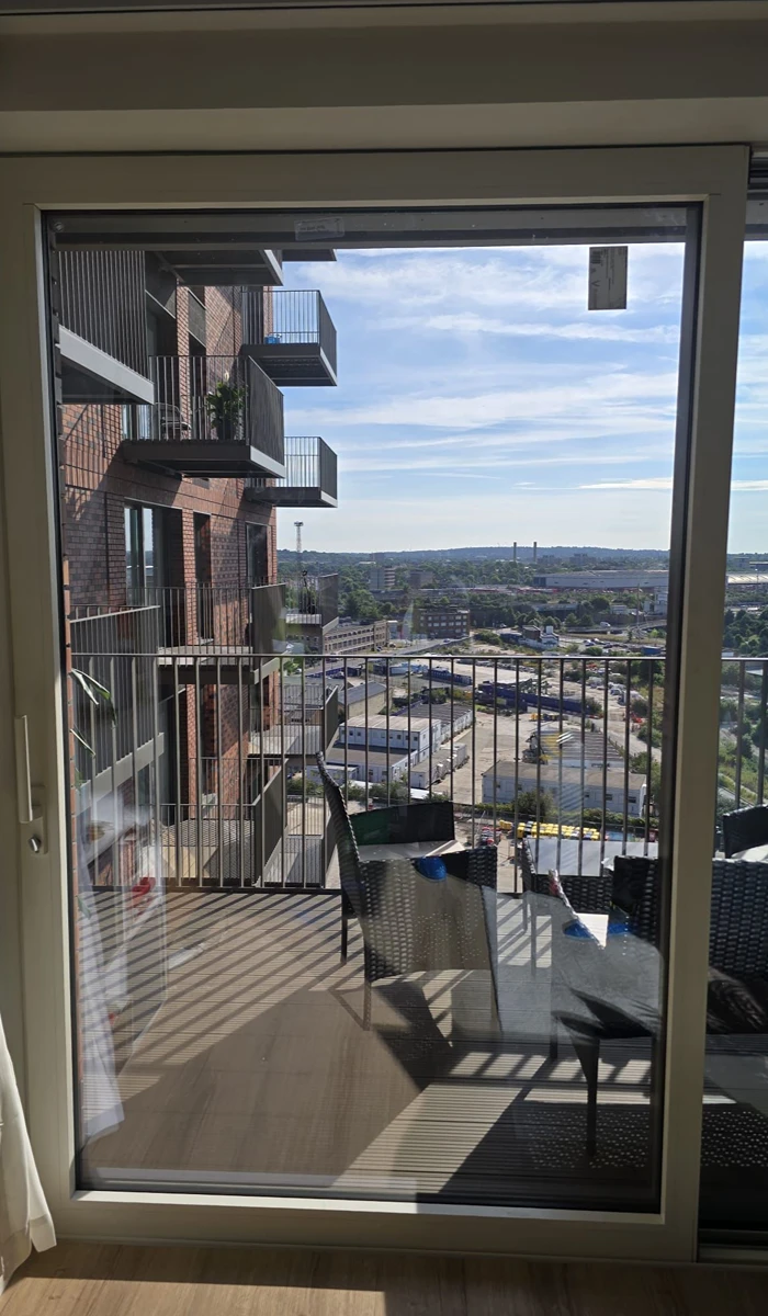 Composite sliding door D&A Engineering