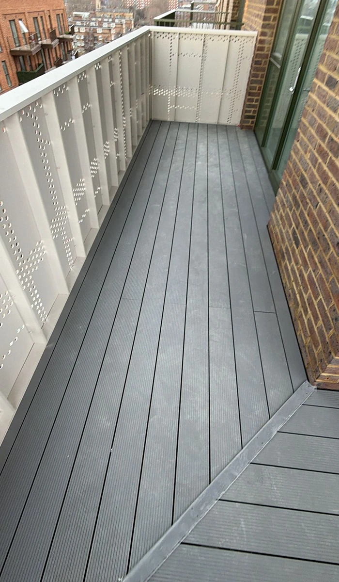 Corner balconies with model